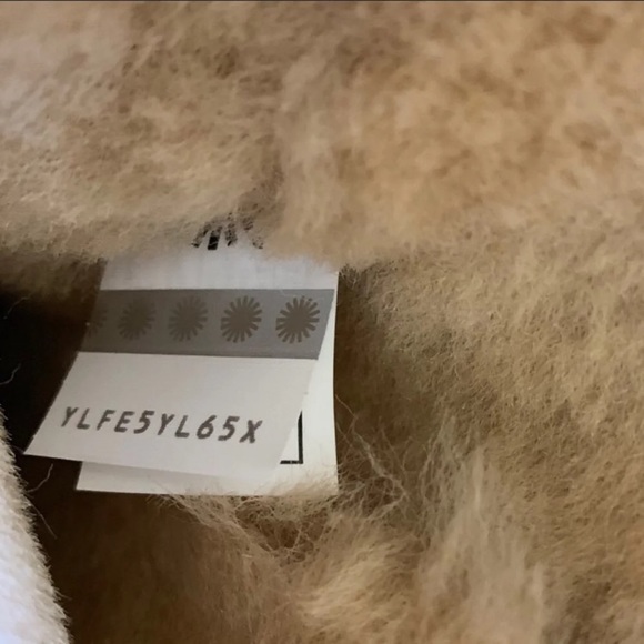 UGG Chestnut Bailey Bow Tall II Boots - Picture 7 of 7